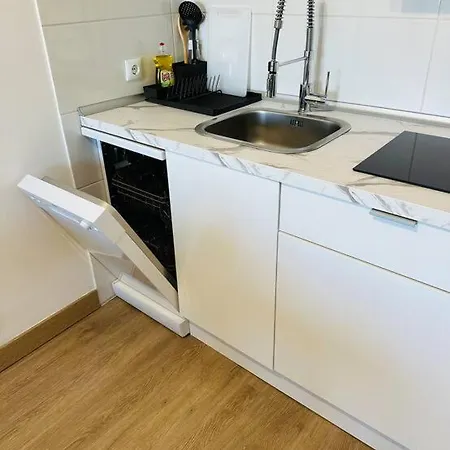 Apartment With Sea View In