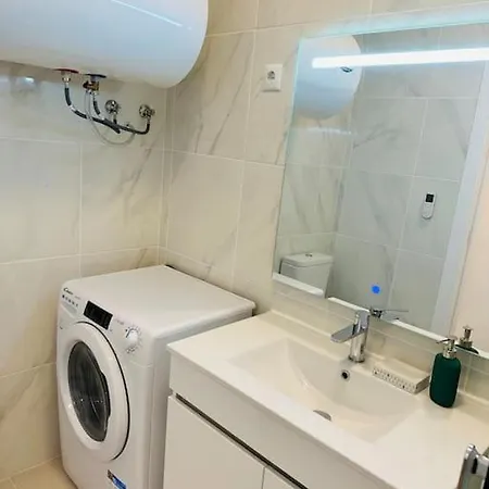 With Sea View In Apartament *